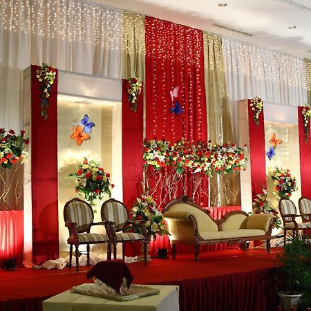 Orchardz Hotel Ayani Pontianak Eksteriør bilde
