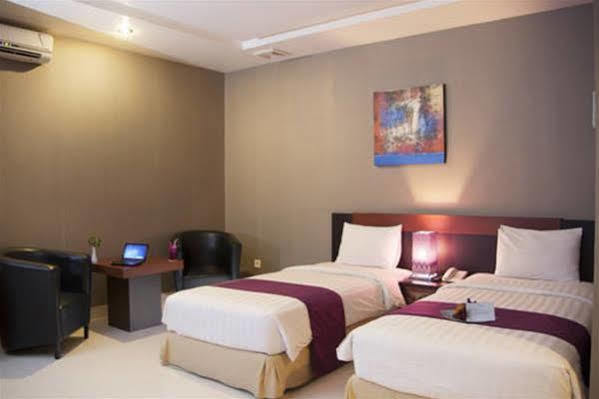 Orchardz Hotel Ayani Pontianak Eksteriør bilde