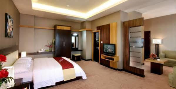 Orchardz Hotel Ayani Pontianak Eksteriør bilde