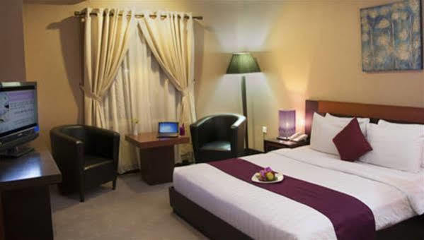 Orchardz Hotel Ayani Pontianak Eksteriør bilde