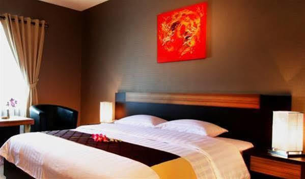 Orchardz Hotel Ayani Pontianak Eksteriør bilde