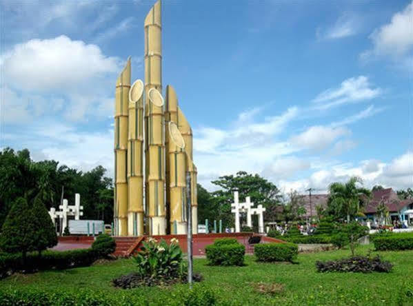 Orchardz Hotel Ayani Pontianak Eksteriør bilde