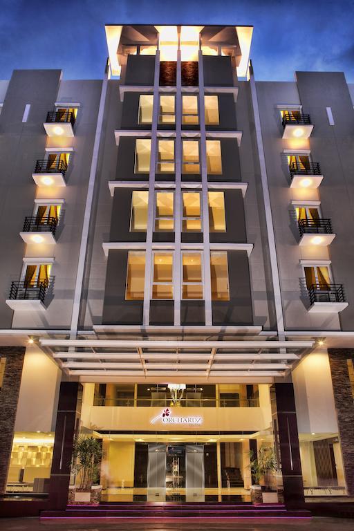 Orchardz Hotel Ayani Pontianak Eksteriør bilde