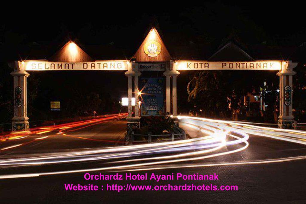 Orchardz Hotel Ayani Pontianak Eksteriør bilde